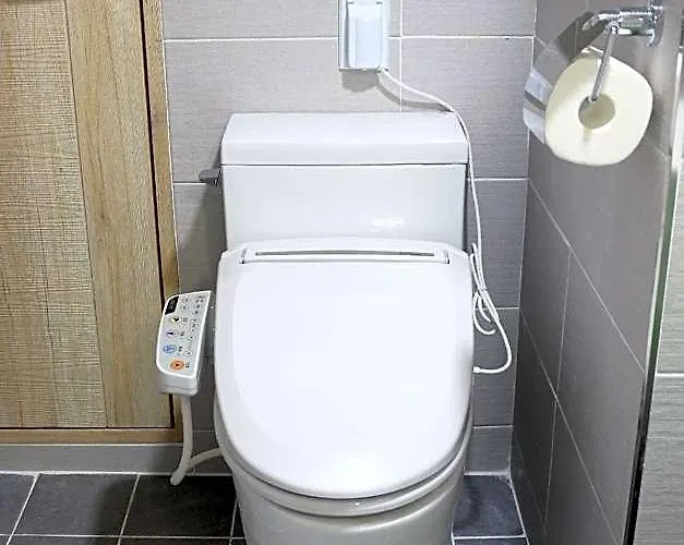 Cozy Flat Nearby Metro And E-mart For 3 Guests Hotel 5*